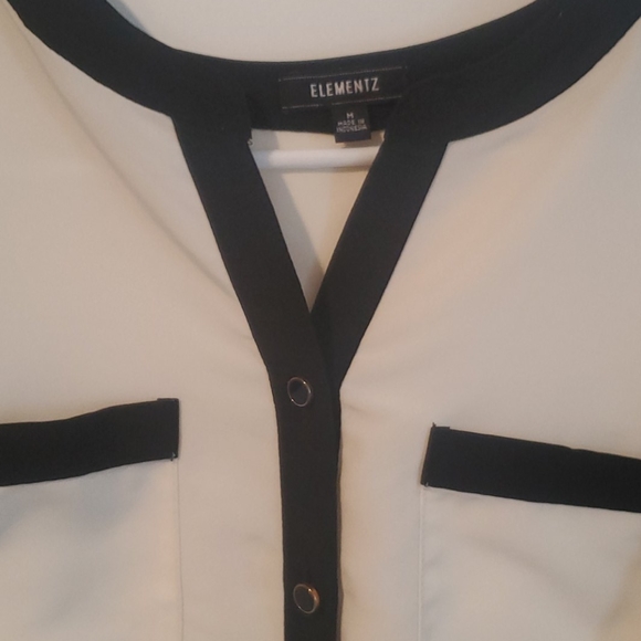 3/4 sleeve color block blouse - Picture 3 of 3